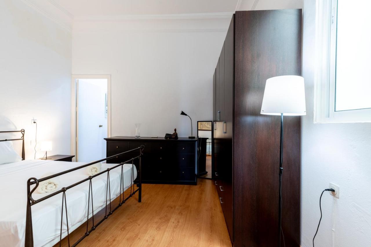 Aoa Conde De Ibarra Apartment Seville Exterior photo